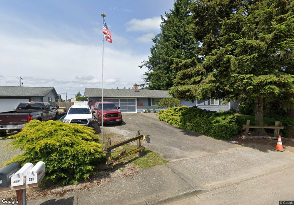 225 Pollman Cir, Lynden, WA 98264 - photo 1