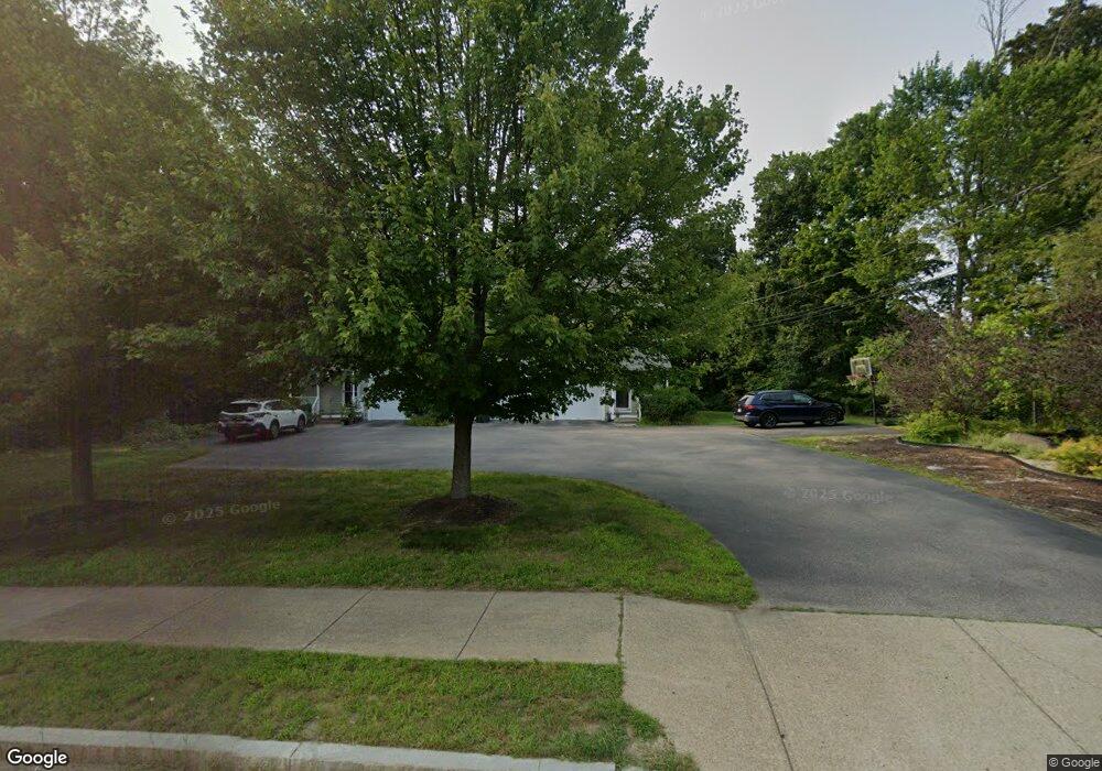 49 Beaver St unit B, Franklin, MA 02038 - photo 1