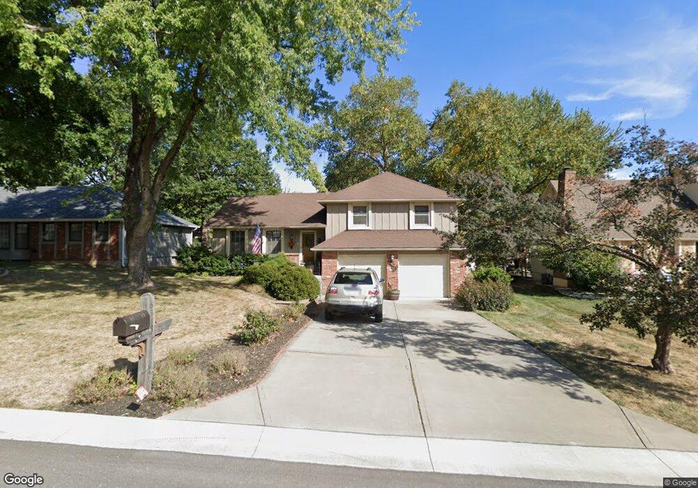 6319 Alden St, Shawnee, KS 66216 - photo 1