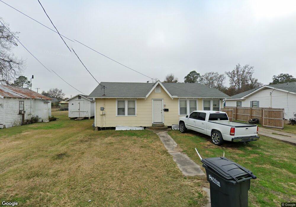 315 Frederick St, New Iberia, LA 70560 - photo 1