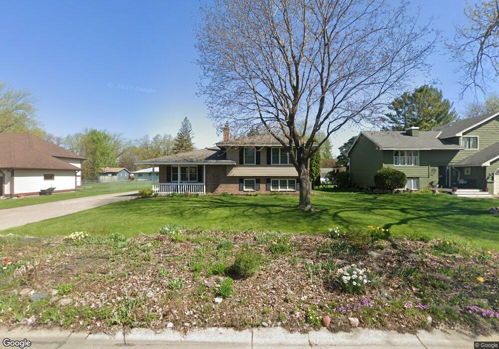 5396 Clayton Dr, Maple Plain, MN 55359 - photo 1