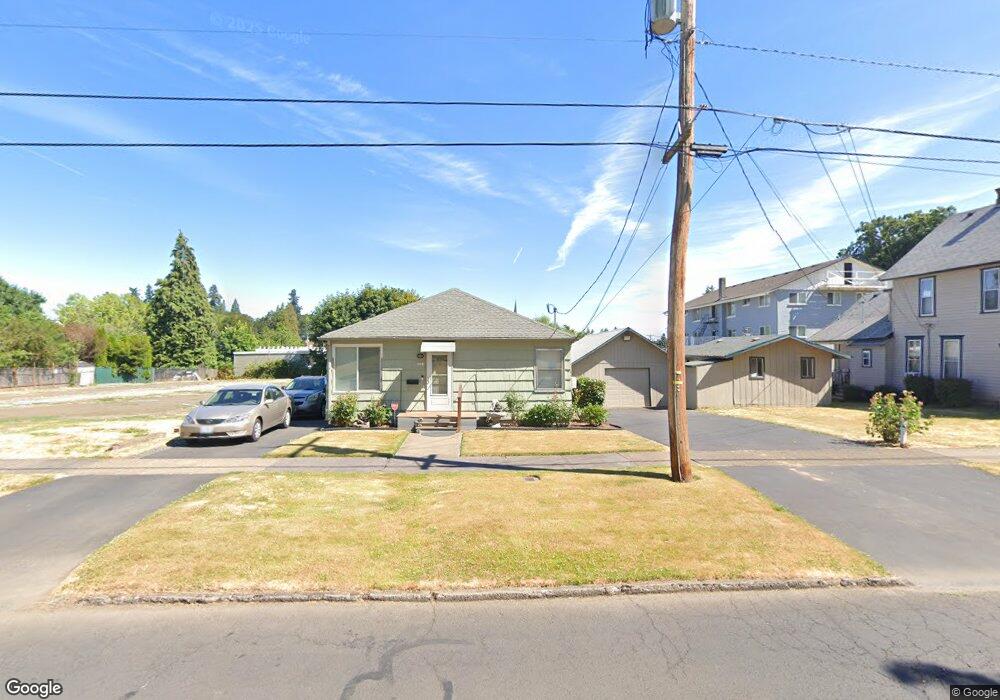 2227 18th Ave, Forest Grove, OR 97116 - photo 1