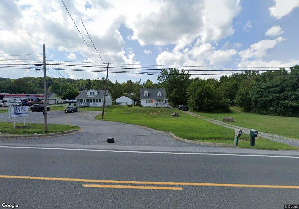 457 Lee Jackson Hwy, Staunton, VA 24401 - photo 1