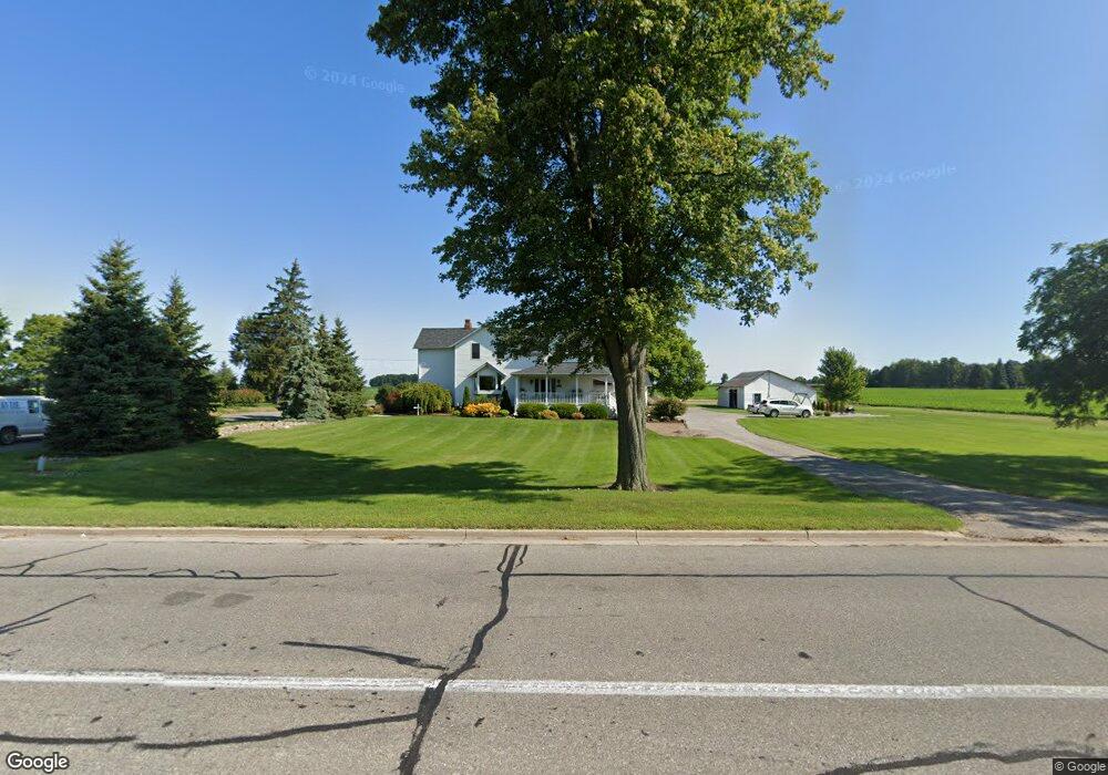 1180 W Genesee St, Frankenmuth, MI 48734 - photo 1
