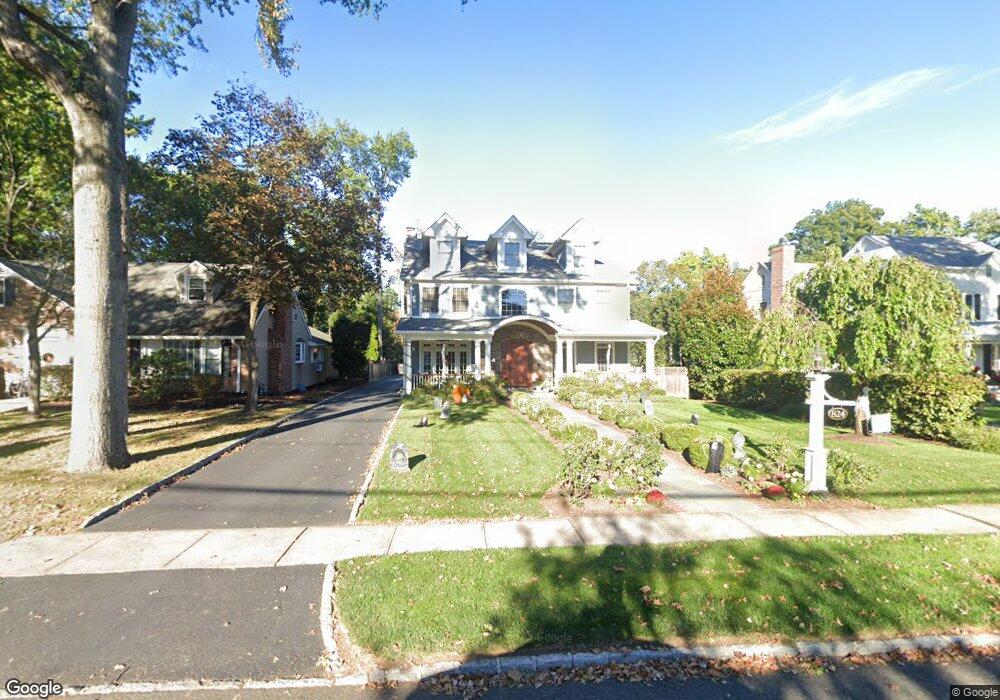 824 Embree Crescent, Westfield, NJ 07090 - photo 1