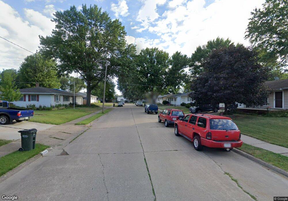 2602 E 34th Street Ct, Davenport, IA 52807 - photo 1