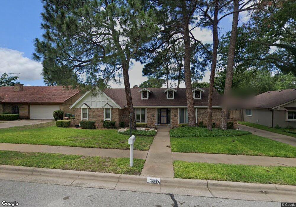 3617 Wayne Ct, Bedford, TX 76021 - photo 1