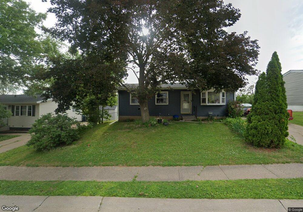 5803 N Gaines St, Davenport, IA 52806 - photo 1