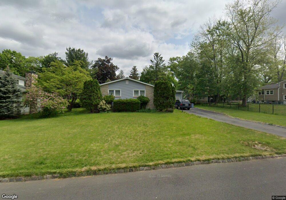 296 Runnymede Pkwy, New Providence, NJ 07974 - photo 1