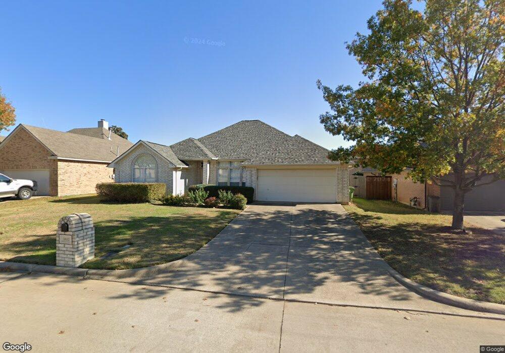 2652 Bent Tree Dr, Hurst, TX 76054 - photo 1