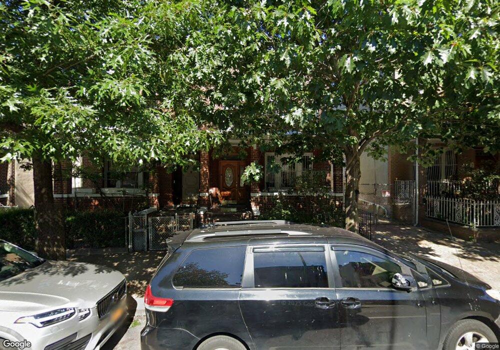 3122 43rd St, Astoria, NY 11103 - photo 1