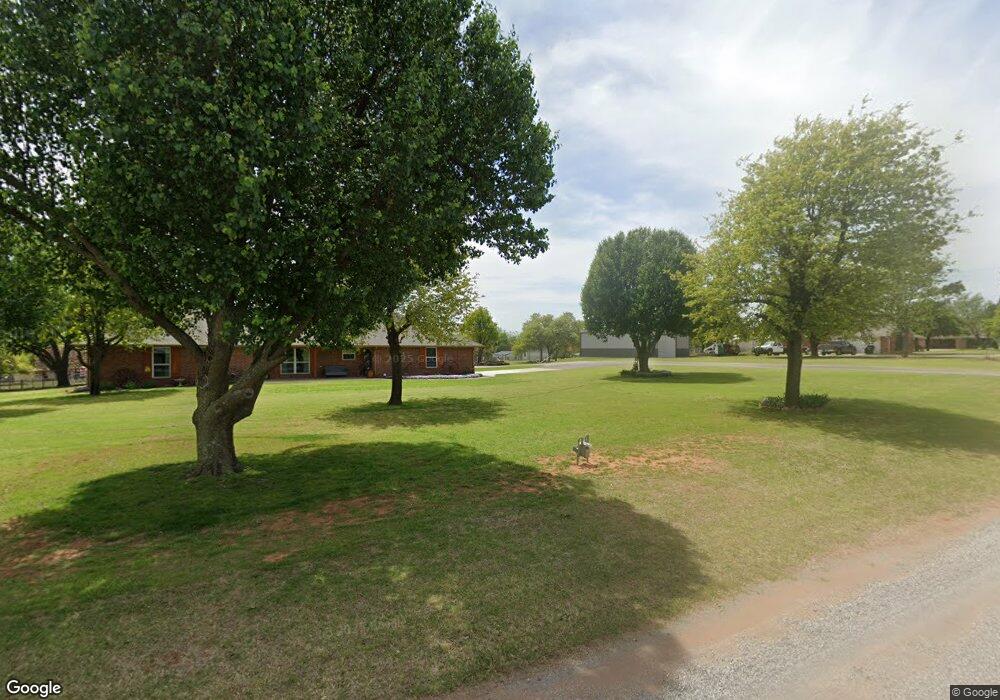 2327 Walnut Dr, Tuttle, OK 73089 - photo 1