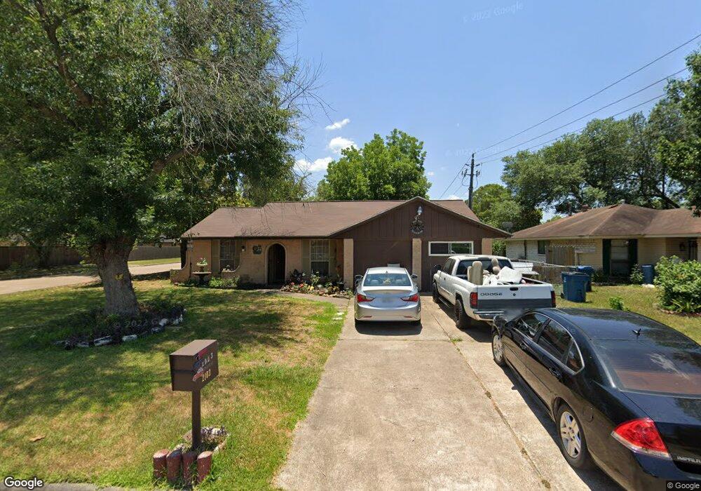 2103 Beaver Bend Rd, Houston, TX 77088 - photo 1