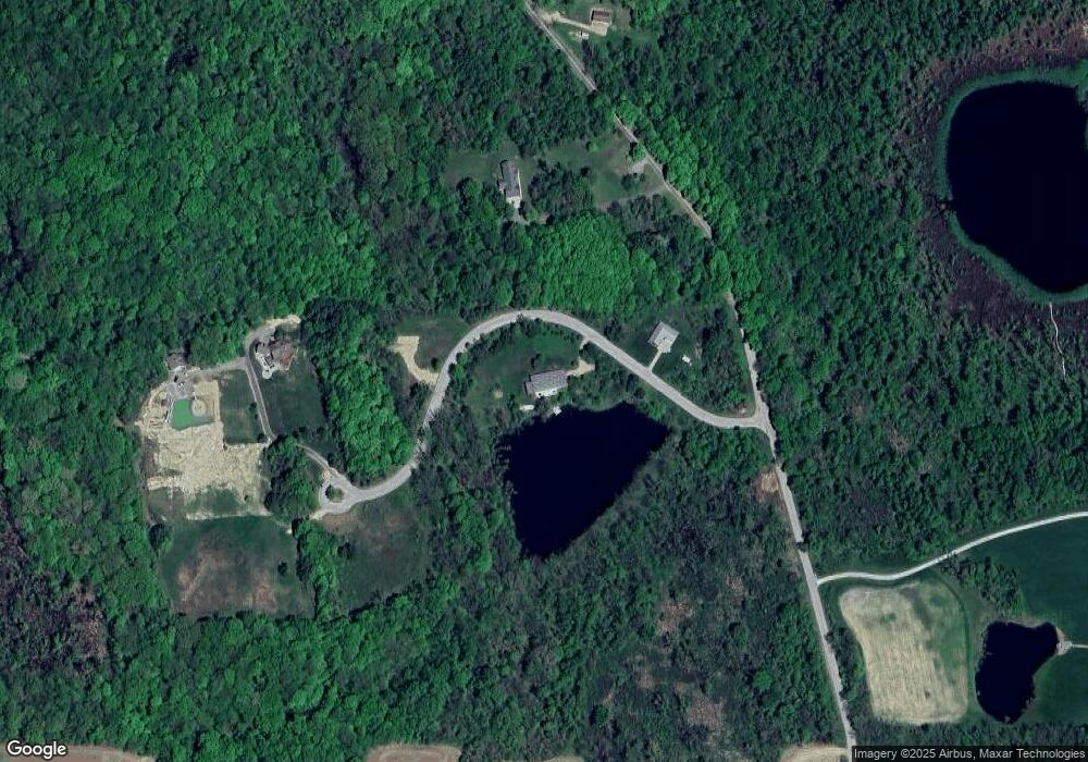 8454 Heron Lake Dr, New Carlisle, IN 46552 - photo 1