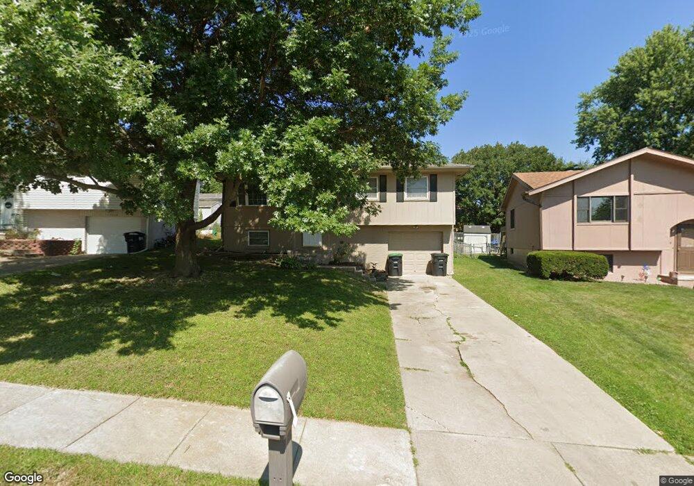 12714 Fowler Cir, Omaha, NE 68164 - photo 1