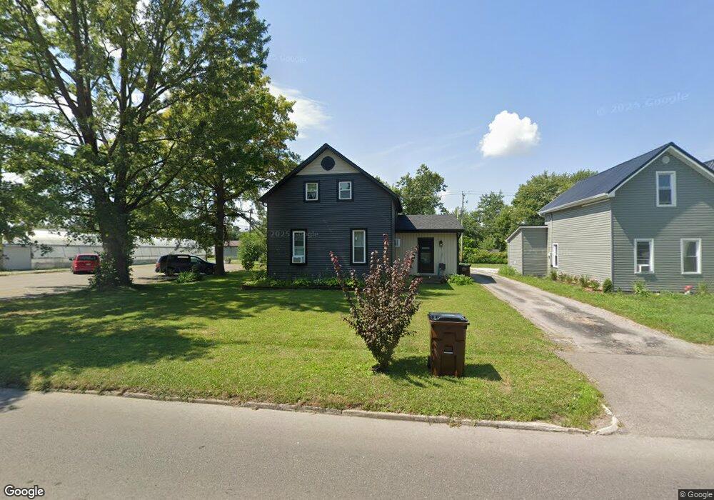 842 S Main St, Kenton, OH 43326 - photo 1