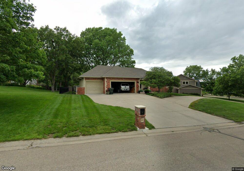 3707 SW Canterbury Town Rd, Topeka, KS 66610 - photo 1