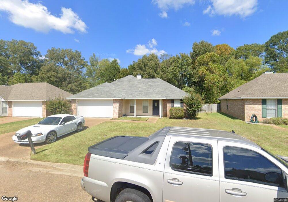 982 Bullrun Dr, Byram, MS 39272 - photo 1