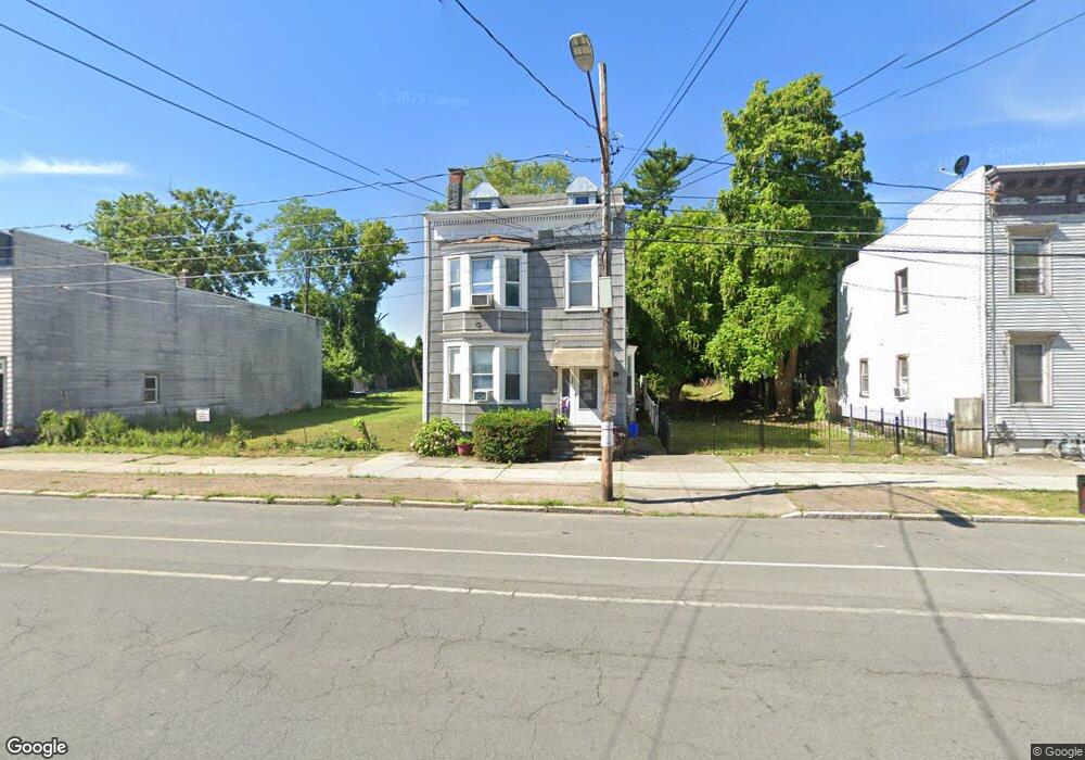 528 Clinton Ave, Albany, NY 12206 - photo 1