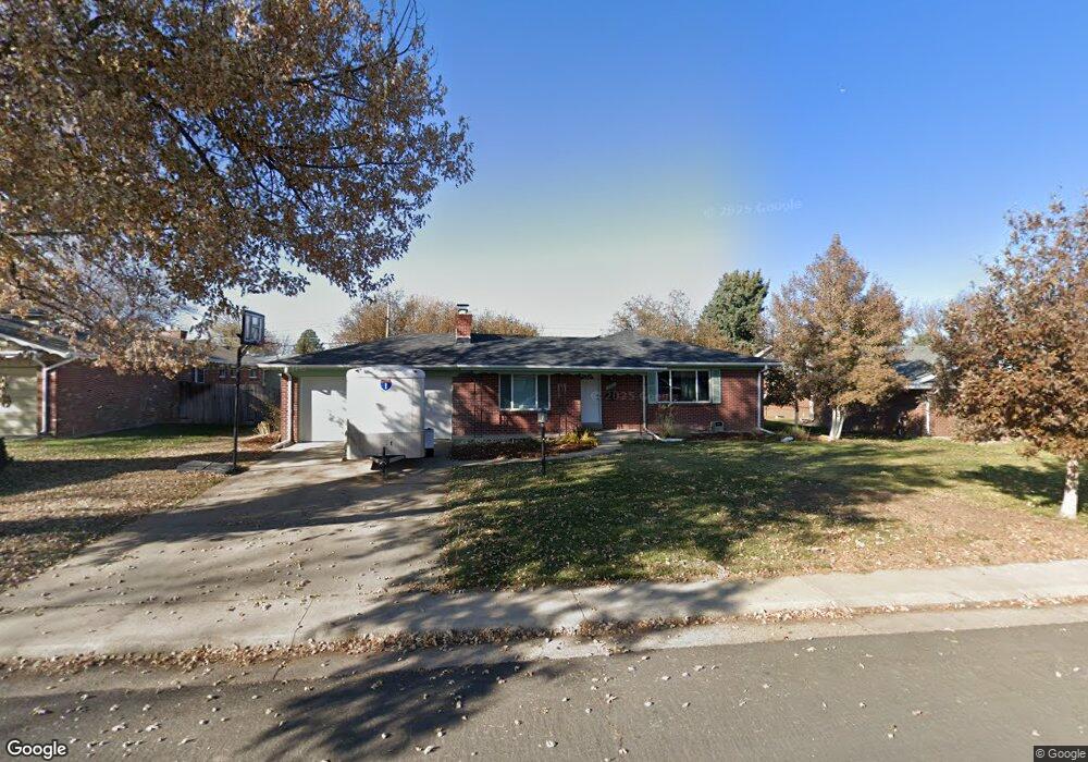 231 Newark St, Aurora, CO 80010 - photo 1