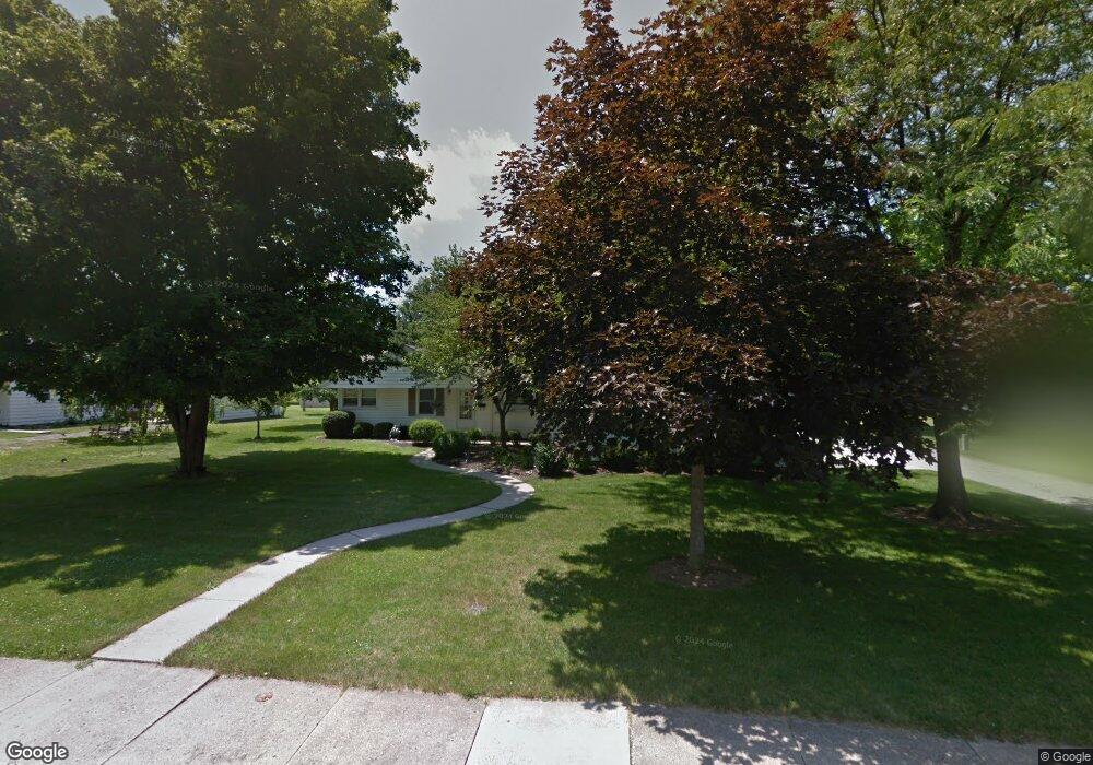 407 S Wentz St, Wapakoneta, OH 45895 - photo 1