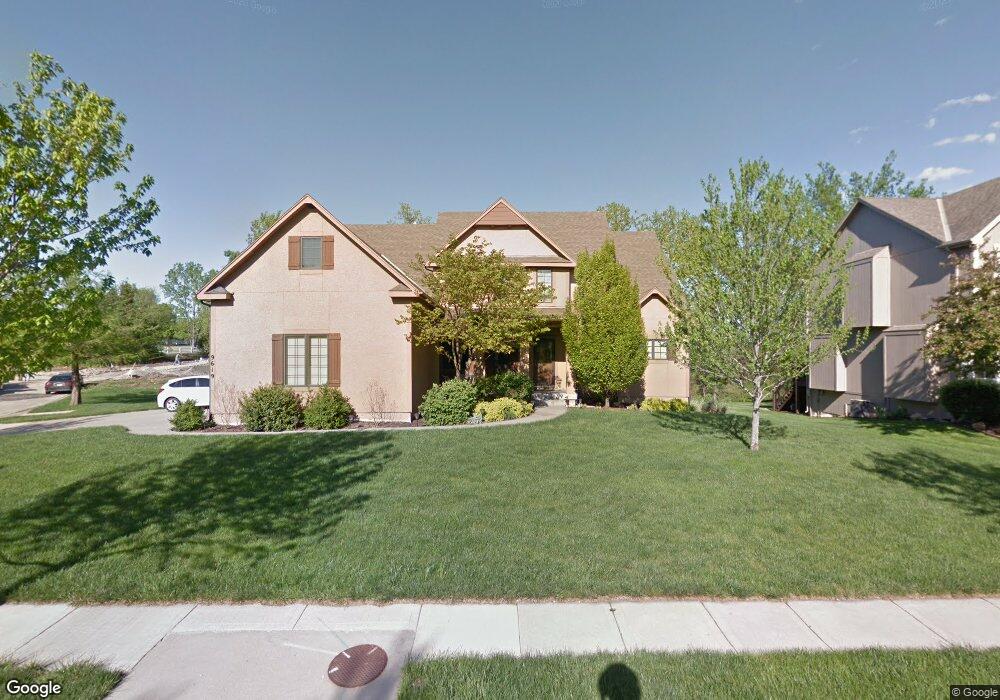 9619 Falcon Valley Dr, Lenexa, KS 66220 - photo 1