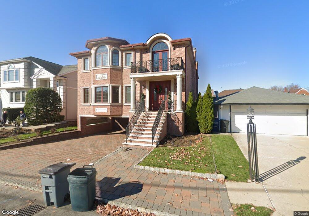 1239 Briar Way, Fort Lee, NJ 07024 - photo 1