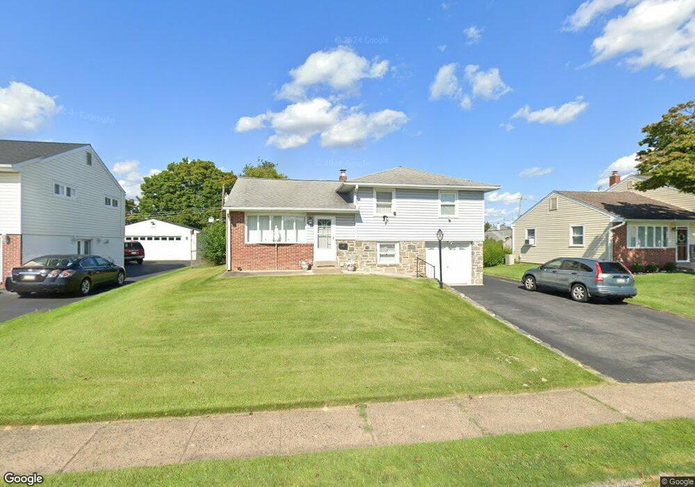 209 Bramber Dr, Broomall, PA 19008 - photo 1