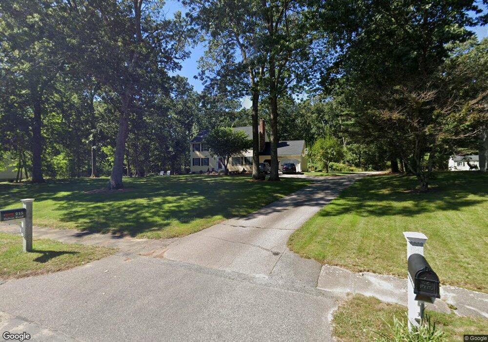 215 Dalton Rd, Holliston, MA 01746 - photo 1