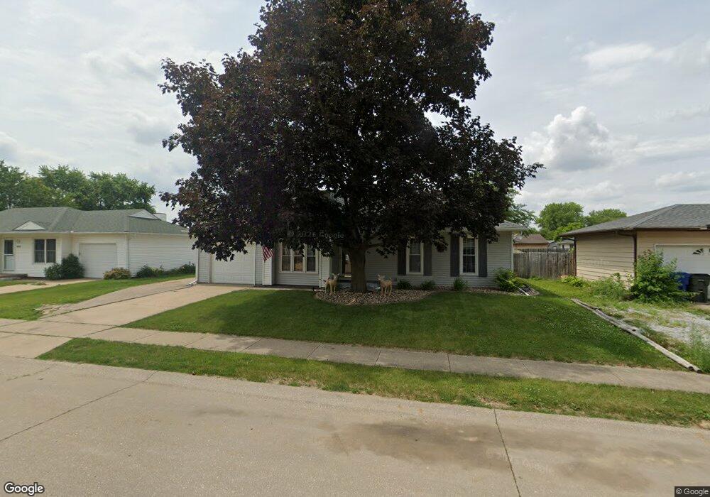 4040 Lamphere Ct, Davenport, IA 52806 - photo 1
