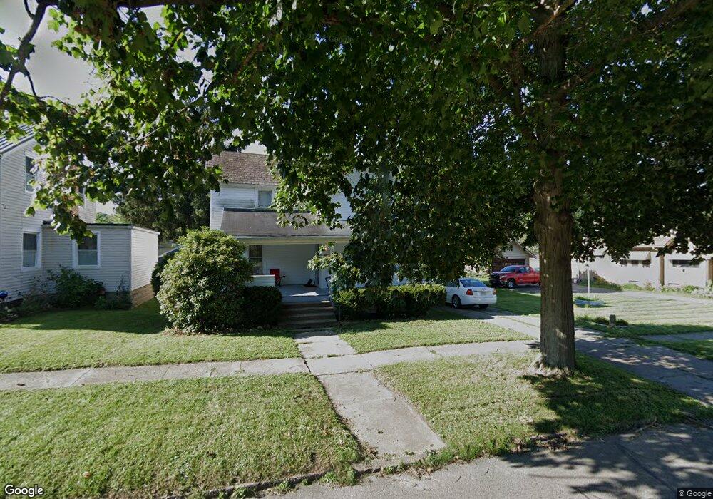 1725 Chestnut St, Coshocton, OH 43812 - photo 1