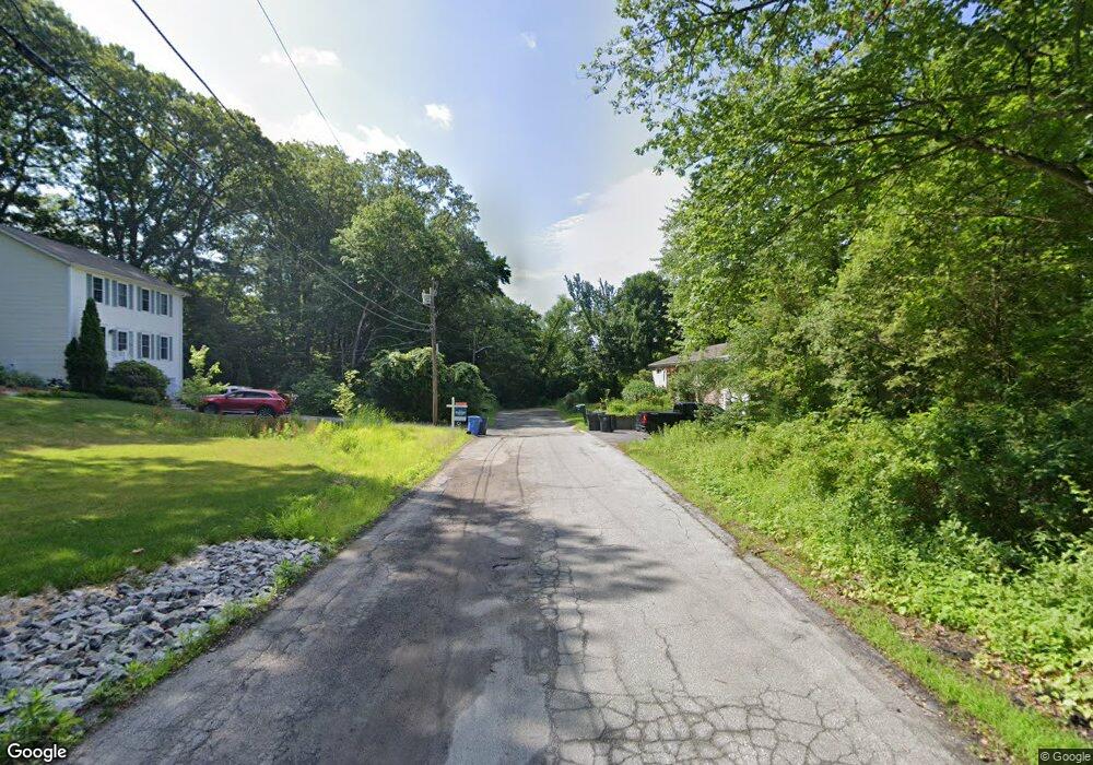 663 Narragansett Ave, Cumberland, RI 02864 - photo 1