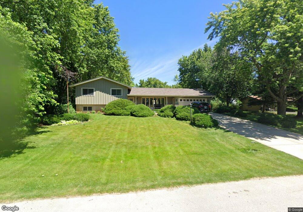 28W064 Country View Dr unit 4, Naperville, IL 60564 - photo 1