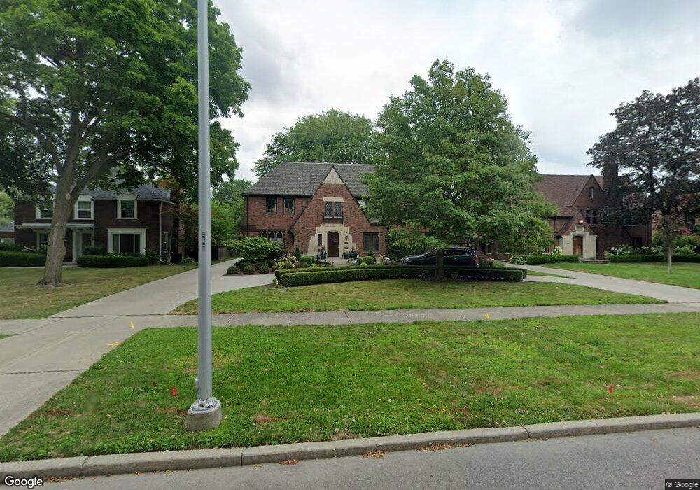 1128 Devonshire Rd, Grosse Pointe Park, MI 48230 - photo 1