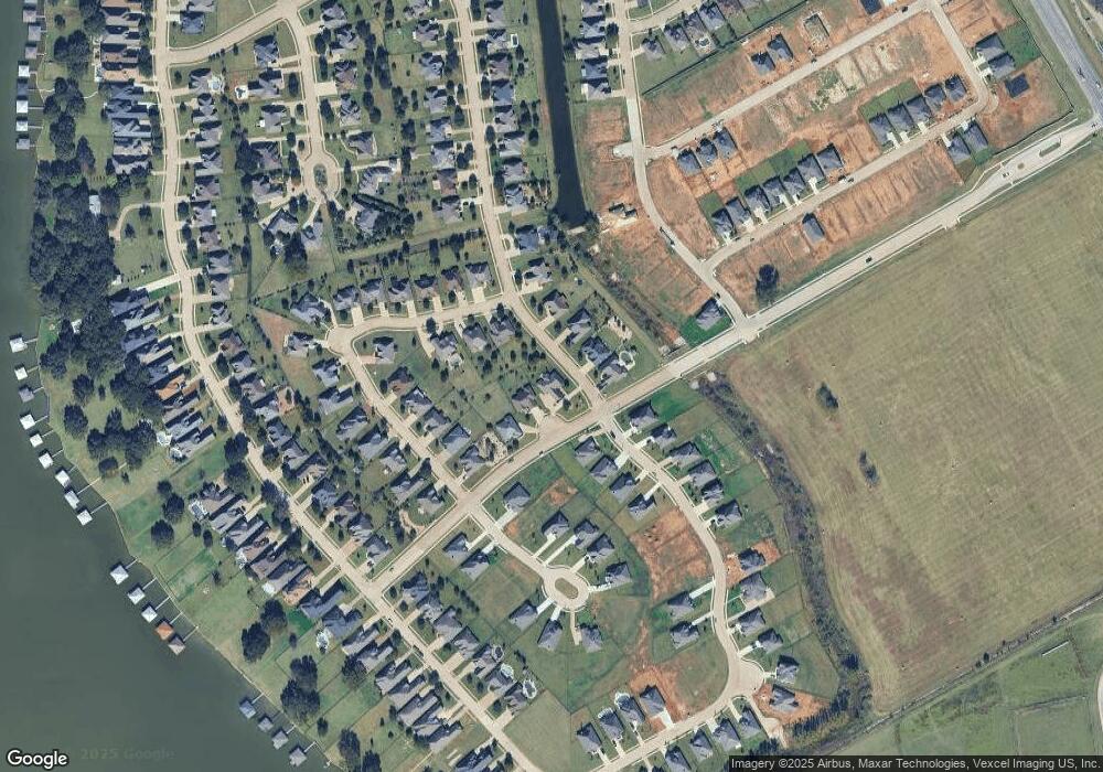 406 The Landing Blvd, Granbury, TX 76049 - photo 1