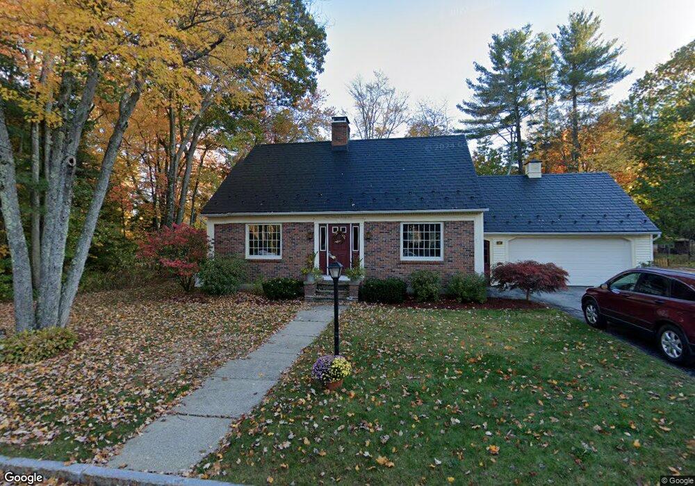 225 Walnut Hill Ave, Manchester, NH 03104 - photo 1