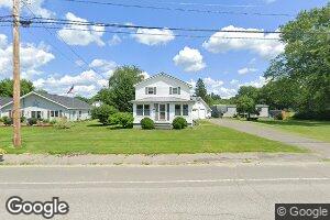27 Water St, Howland, ME 04448