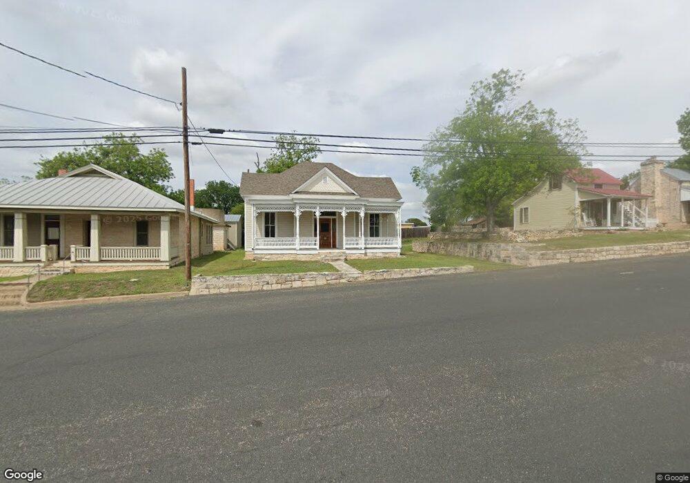 412 W San Antonio St, Fredericksburg, TX 78624 - photo 1