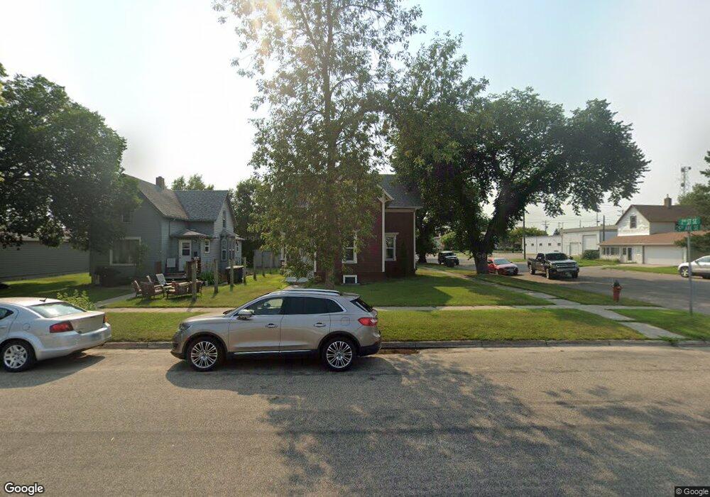 202 5th Ave SE, Jamestown, ND 58401 - photo 1
