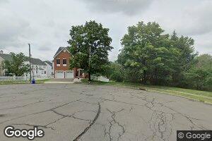 5 Bucknell Ct, Kendall Park, NJ 08824