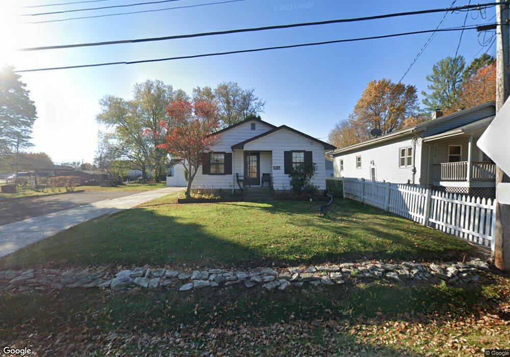 5516 W Hi Vue Ln, Peoria, IL 61604 - photo 1