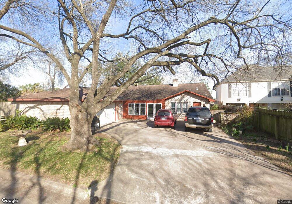 6907 Vinewood Cir, Houston, TX 77088 - photo 1