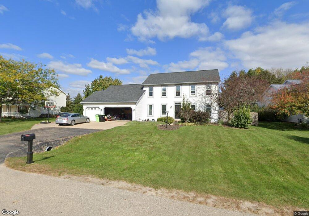 W6032 Cameo Ct, Appleton, WI 54915 - photo 1