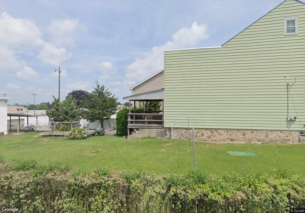 414 N Maxwell St unit 418, Allentown, PA 18109 - photo 1