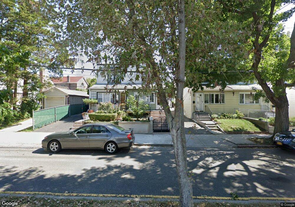 3213 204th St, Bayside, NY 11361 - photo 1