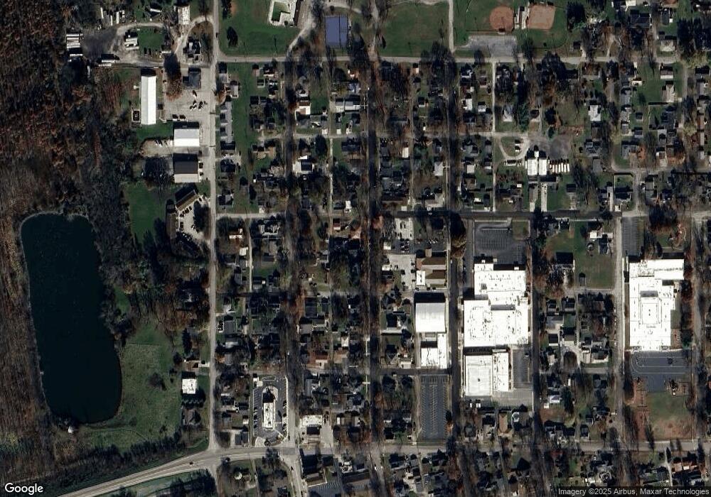 1111 4th St, Covington, IN 47932 - photo 1