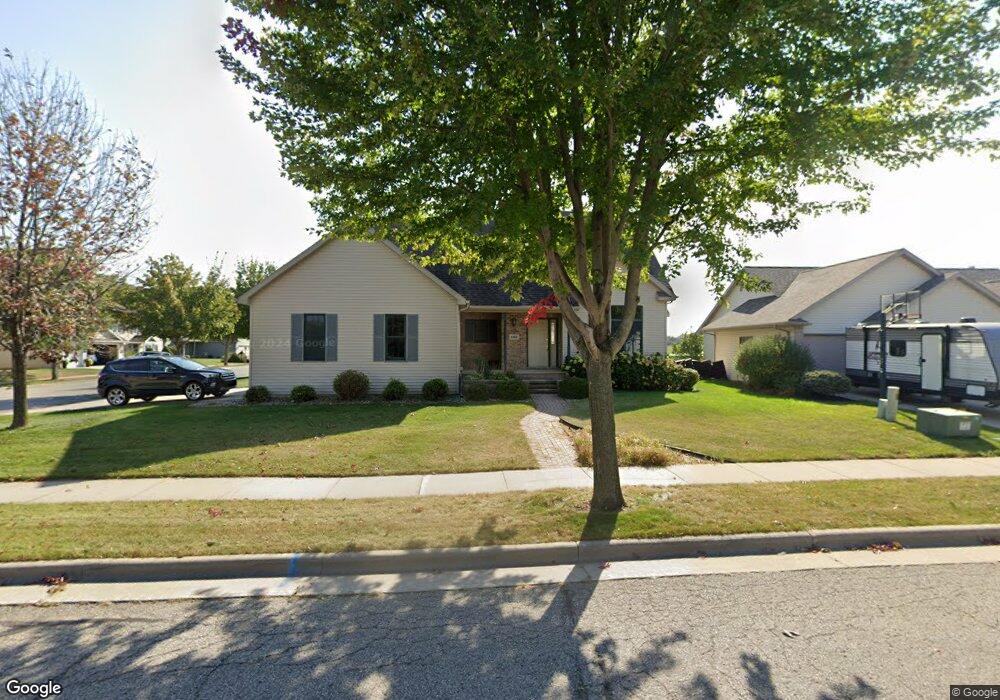 132 Hidden Ridges Cir, Combined Locks, WI 54113 - photo 1