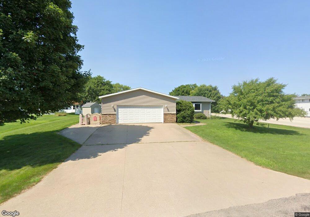 1356 Claudia Ave, La Crescent, MN 55947 - photo 1