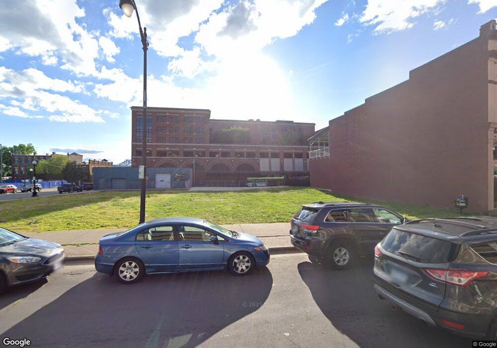 318 4th St S, La Crosse, WI 54601 - photo 1