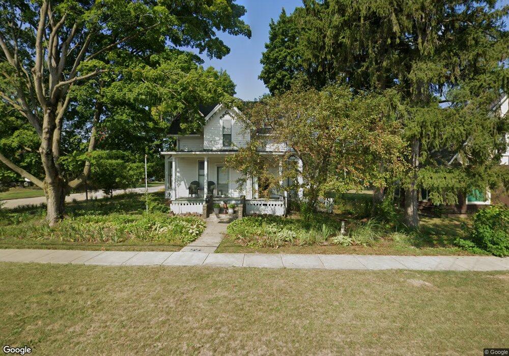 312 S Elm St, Three Oaks, MI 49128 - photo 1